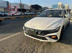 هیوندای ئەلەنترا